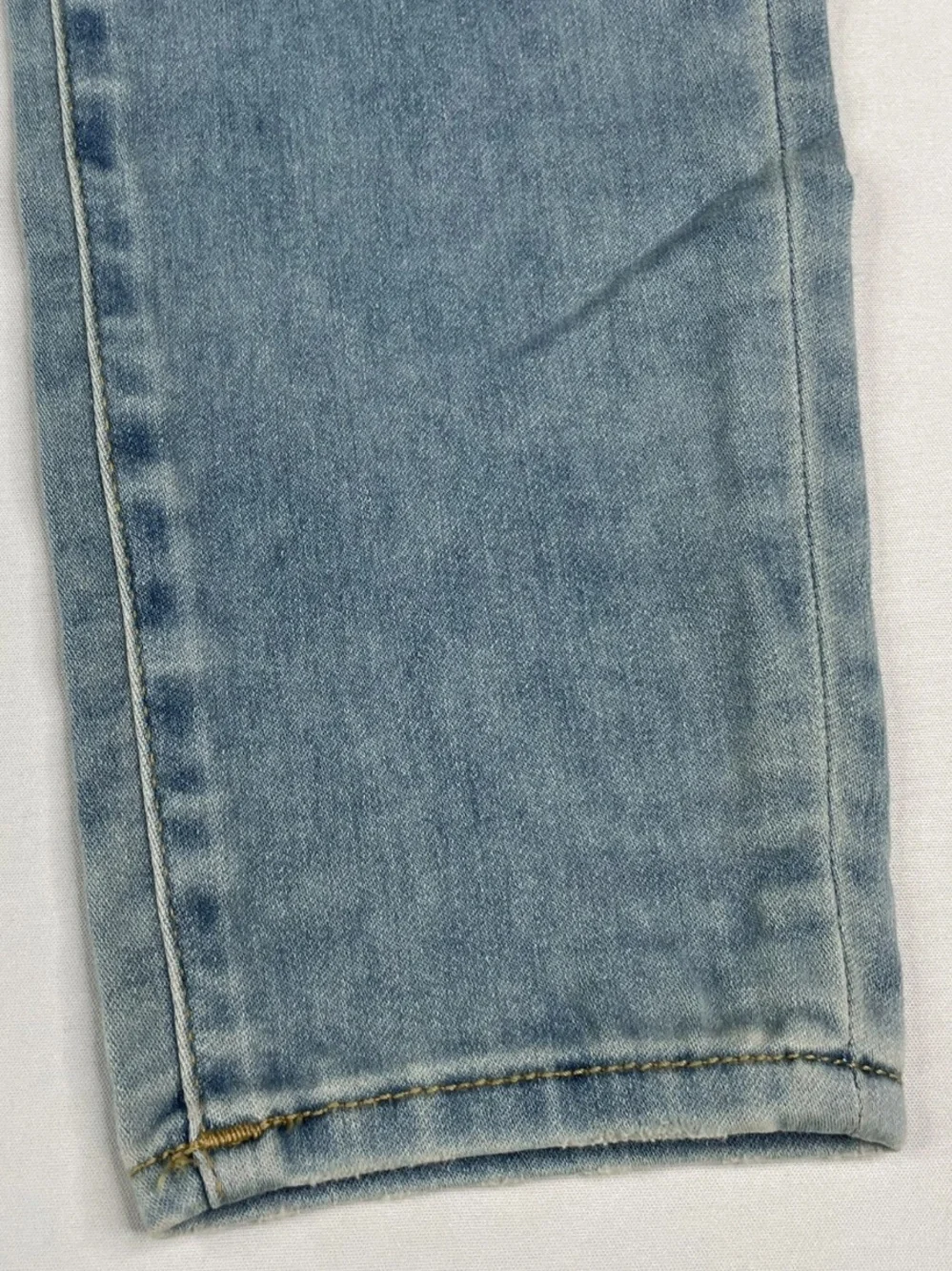 True Religion Women's Halle Jeans Size 26W High Rise Super Skinny Button 204296